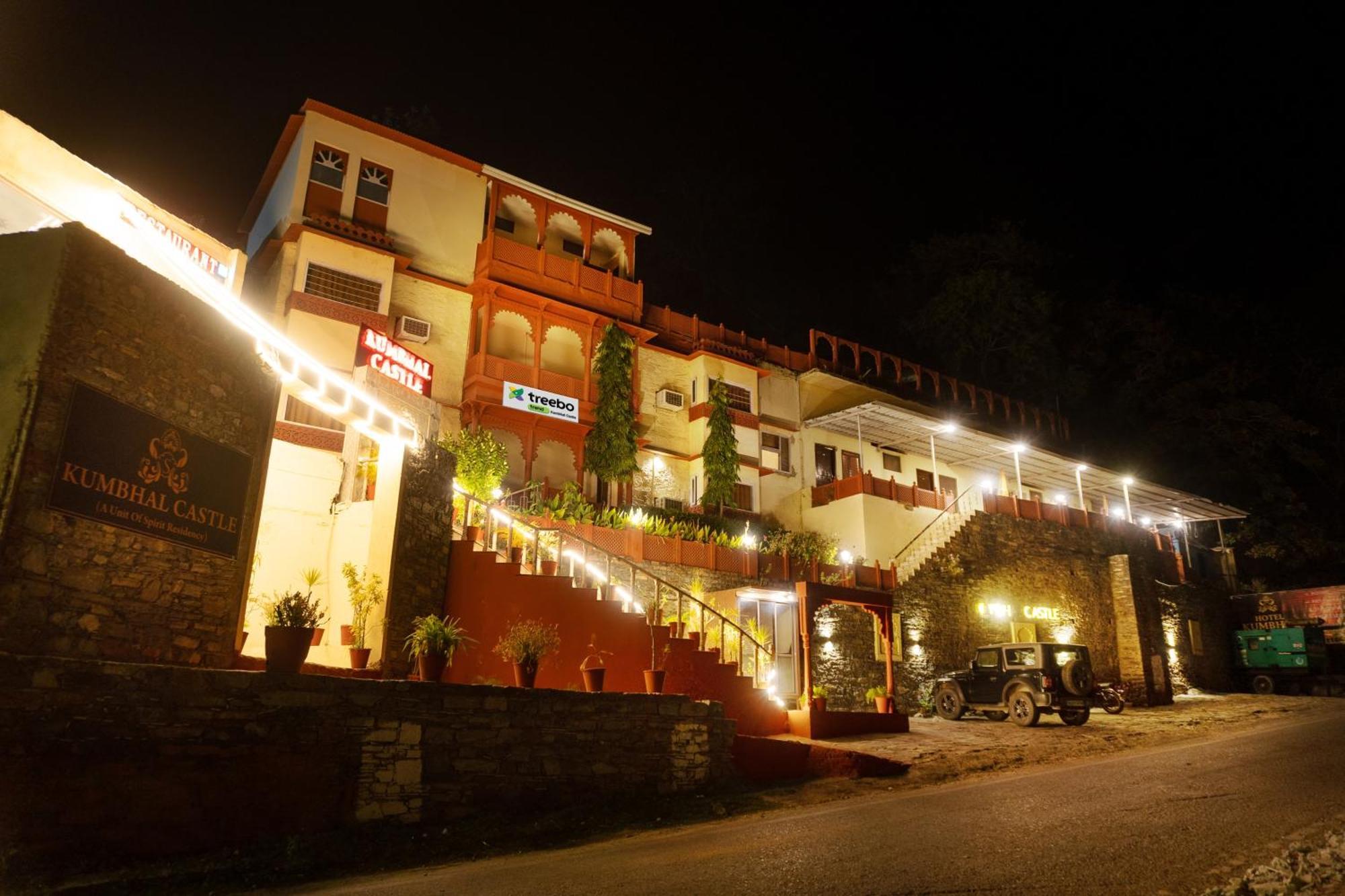 Treebo Kumbhal Castle, 2 Km From Kumbalgarh Fort Kumbhalgarh Exterior foto